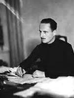 Sir oswald mosley discusses how an ideal government should be formed, the need for personal liberty and immigration. Oswald Mosley (Author of Fascism)