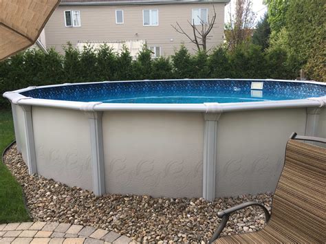 Above Ground Pool 21 Feet Top Rail Needs Replacement