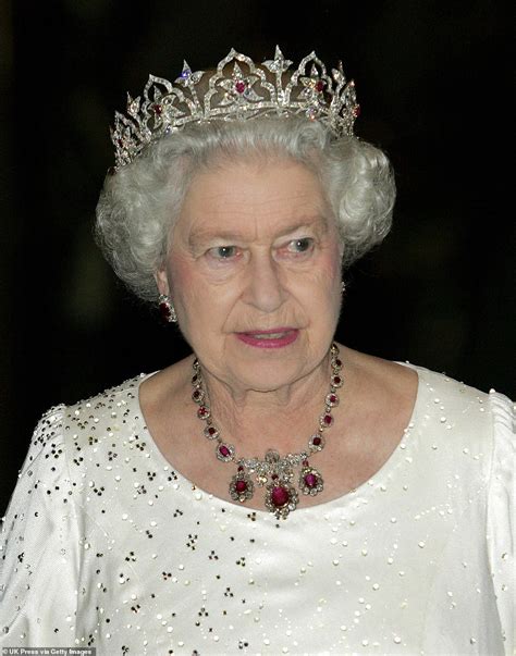 The Queens Stunning Tiara Collection Daily Mail Online