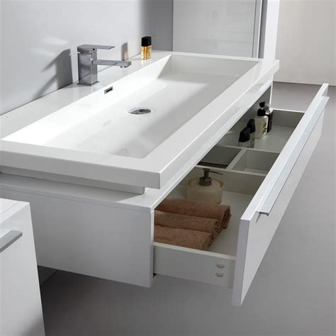 L'exigence journalière nous y conduit plusieurs fois dans la journée. - Ensemble complet meuble de salle de bain rio 1 vasque 1 ...