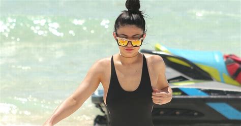 Kylie Jenner Shows Off Her Killer Figure In A Black Swimsuit On The
