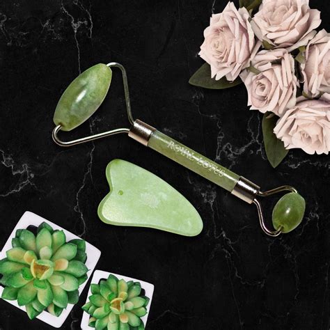 Genuine Jade Roller And Gua Sha Scraping Facial Tools Set Anti Aging Natural Green Stone