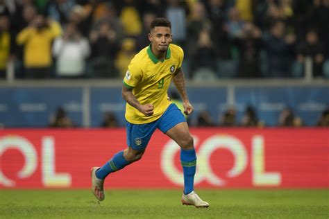 Foram nove jogos, com sete vitórias e dois empates; Futebol masculino Sub-24 será usado nas olimpíadas de ...
