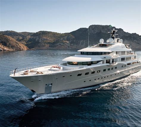 Caribbean Yacht Charter Yachts And Guide 2023 24 Charterworld