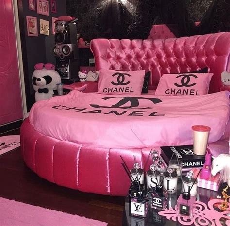 Aslipresenesss Chanel Room Chanel Bedroom Bedroom Decor