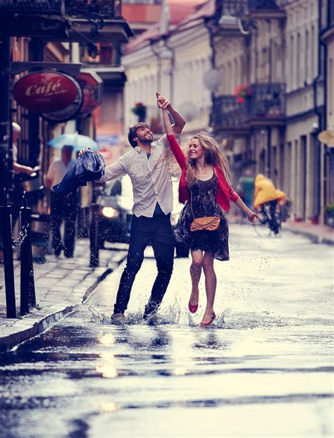 Cute Hd Love And Romance Pictures Of Couples In Rain Entertainmentmesh