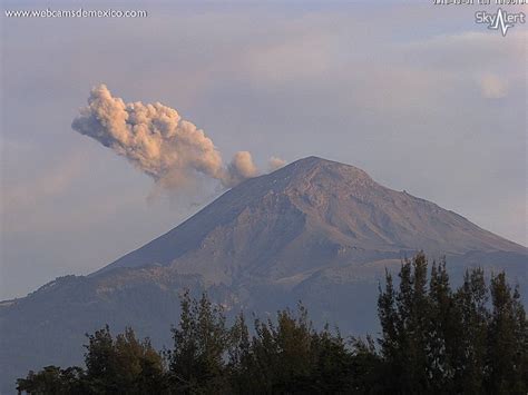 Muy Activo Inicia El 2019 El Volcán Popocatépetl Municipios Puebla