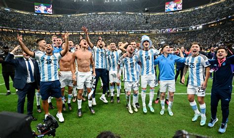 1300x768 Resolution Argentina World Cup 2022 Victory Celebration