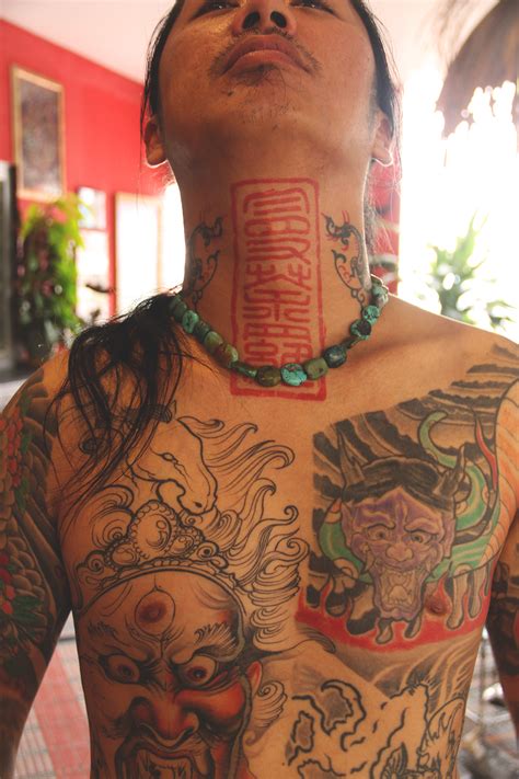 Tattoo artwork by wim delvoye on tim steiner at the museum of old and new art, hobart, tasmania. Mandala Tattoo & Piercing on Behance