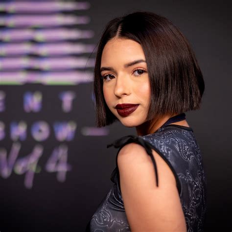 Ángela Aguilar en los Latin Grammy 2022 con sus botas de tacón más