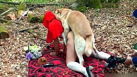 Naughty Woman During Picnic Has Awesome Xxx Sex With Her Stocky Dog