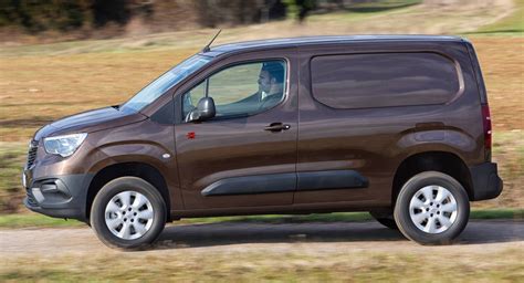Opel Combo Cargo Compact Van Gains 4×4 Option For €6400 Carscoops