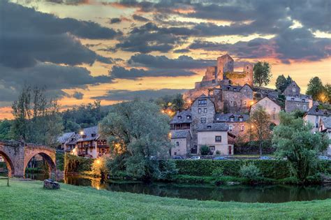 Les Dix Plus Beaux Villages De L Aveyron Tutor Suhu