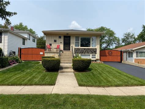 618 N Wisconsin Ave Villa Park Il 60181 Mls 11383140 Redfin