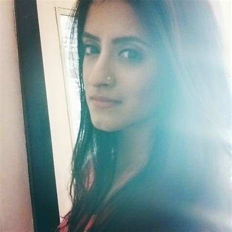 Yeh Hai Mohabbatein Actress Mihika Bullied On Facebook Man Posts Abusive Messages On Her