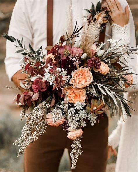 20 Stunning Fall Wedding Flowers And Bouquets For 2021