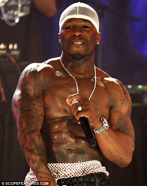 50 Cent Bulks Up Again After His Astonishing Crash Diet For Film Role Daily Mail Online