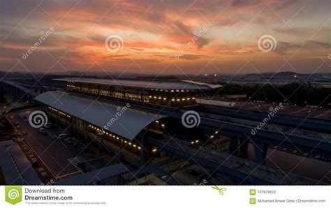 Mass rapid transit corporation (mrt corp), the owner and developer of the kvmrt project, has awarded a contract to provide rail control and signalling in addition, bombardier and global rail have been committed partners in promoting the development of malaysia's rail industry and local expertise. MRT MASS Rapid Transit Station In Kwasa Damansara ...
