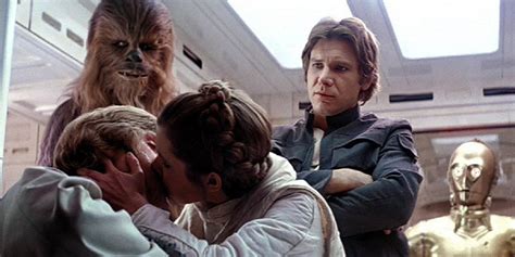 Star Wars 5 Things You Didnt Know About Luke And Leias Iconic Kiss