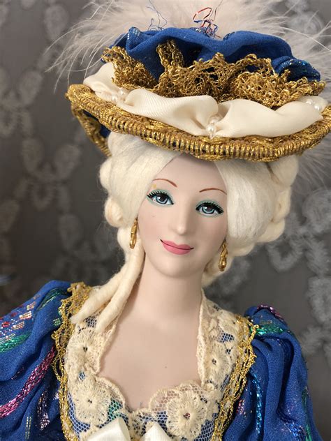 Maria Antoinette Xviii Century France Queenporcelain Doll Cm 47