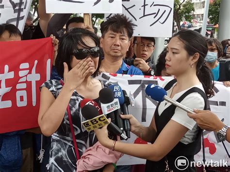 Jun 04, 2021 · 」，指出彩雲颱風雖然很弱，只有雨，沒有風，也不會有颱風假，但回馬槍北上，從台灣附近通過時，將會帶動西南風北上，創造雨勢，也不會干擾. 君鴻員工高市府陳情 勞工局:事業單位不可以推卸責任 | 政治 | 新頭殼 Newtalk