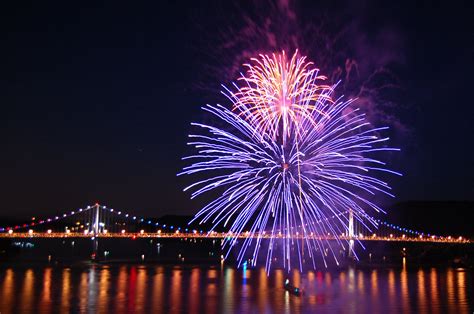 9 Great Places To See Fireworks On The 4th Of July