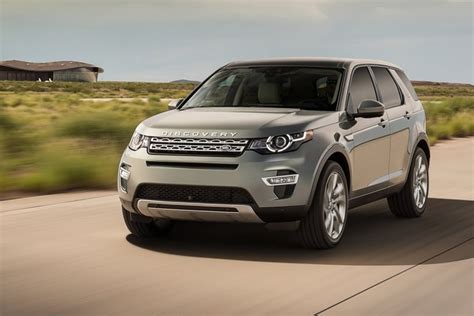 But space is very limited in. 2020 Land Rover Discovery Sport to get new platform, PHEV ...