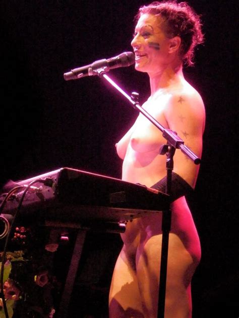 Cyndi Lauper Nude