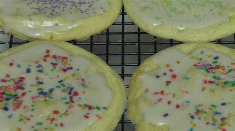 Thin Crispy Lemon Cookies Recipe
