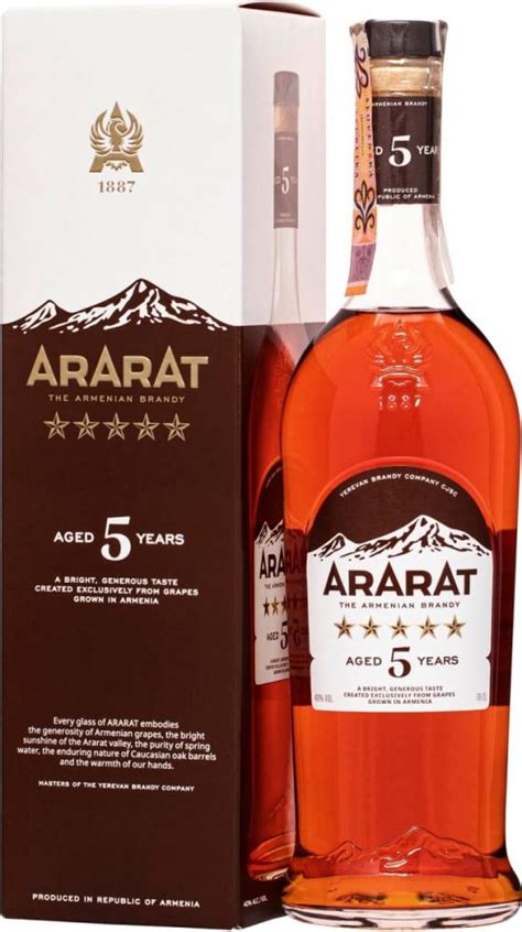 Brandy Ararat 5 07l 40 Armenia Alkohole świata Alkohole Online