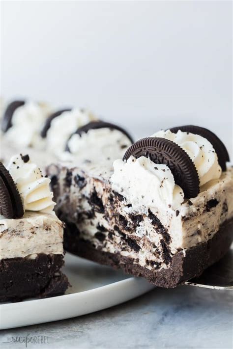 How many does a 6 inch cheesecake feed? No Bake Oreo Cheesecake - 6 ingredients! VIDEO - The ...