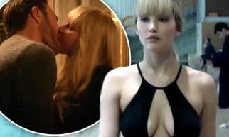 Jennifer Lawrence Dons Swimsuit In Red Sparrows Trailer Daily Mail Online