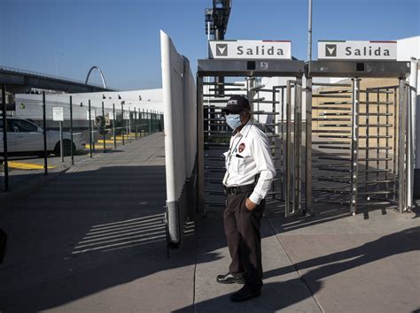 Us Mexico Planning To Restrict Border Crossings To Stem Pandemic