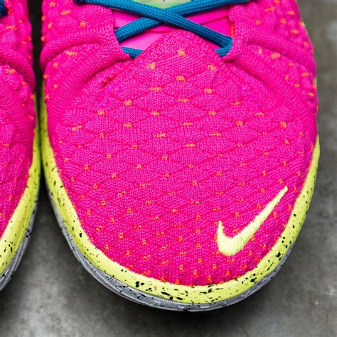 Nike Men Lebron 18 Pink Prime Multi Color Blue Void