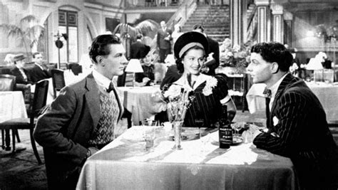 Nahrávejte, sdílejte a stahujte zdarma. The last major British film of the 1930's before war broke ...