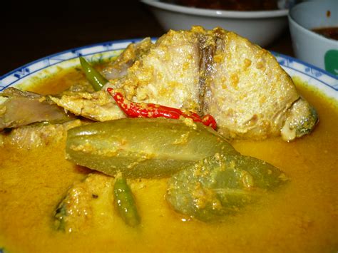 Check spelling or type a new query. ThE sToRy WiLL NeVeRR End...: Gulai Ikan Tongkol - updated