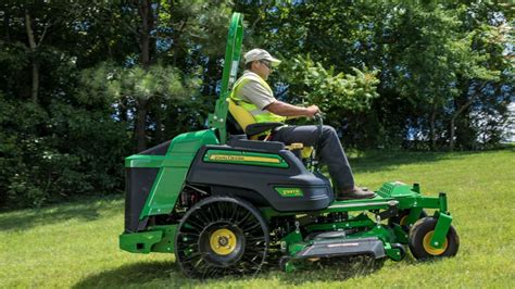 John Deere Z R Diesel Papé Machinery