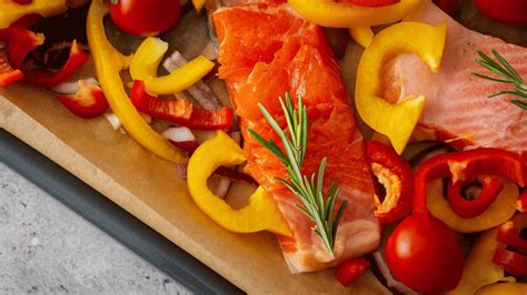 Smoked Salmon and Cream Cheese Stuffed Bell Peppers - Health, Beauty