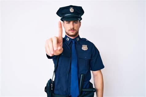 Can Police Officers Physically Touch Citizens During An Arrest Or Stop And Frisk Ecusocmin