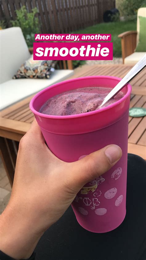 Kristi king, mph, rd , a senior dietitian at texas children's hospital in houston, recommends a smoothie that's full of protein and antioxidants to help. Pin on • SMOOTHIES