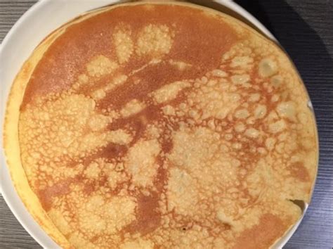 Eierkuchen are traditional german pancakes made by combining eggs, flour, milk, butter, baking powder, sugar, and salt. Pfannkuchen / Eierkuchen von Xentux. Ein Thermomix ...
