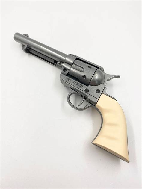Sold Price Replica 1870s Colt 45 Peacemaker The Gun That Won The West