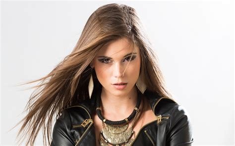 2560x1600 Leather Jacket Necklace Woman Earrings Brown Eyes Long Hair Girl Model