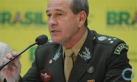 Ministro Da Defesa é único Representante Político Das Forças Armadas Diz Nota De Azevedo E