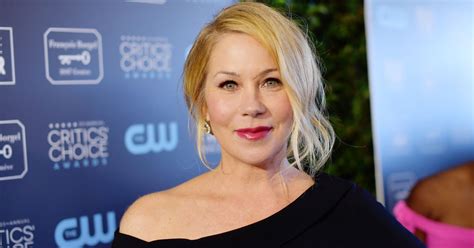 Christina Applegate Reveals Shes Been Diagnosed With Multiple Sclerosis