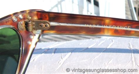 Their gaze remains stoic and fixed. Vintage 1950s and 1960s Cat's Eye Sunglasses - Page 4