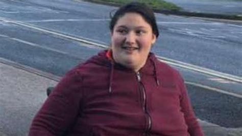 Kaylea Titford Paramedic Retched At Scene Of Morbidly Obese Teens