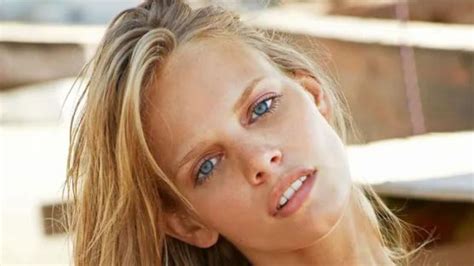 Dutch Model Marloes Horst Posed In Nothing But A Seashell During Her SI