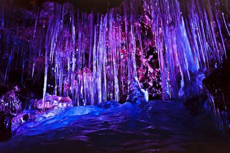 Visit Japan The Narusawa Ice Cave In Yamanashi Is One Of Two Popular