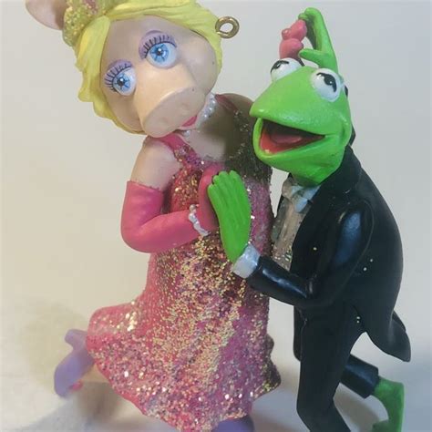 The Muppets Kermit And Miss Piggy Christmas Ornament For Sale In